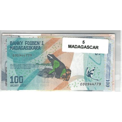 Lot de 5 billets de Banque neufs de Madagascar tous différents